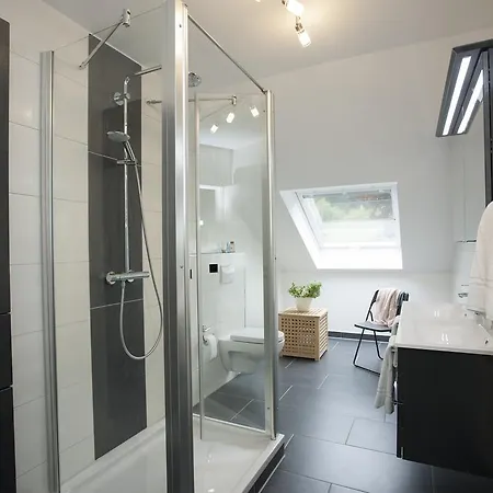 Welcome In - Schanzenstrasse 15-c *